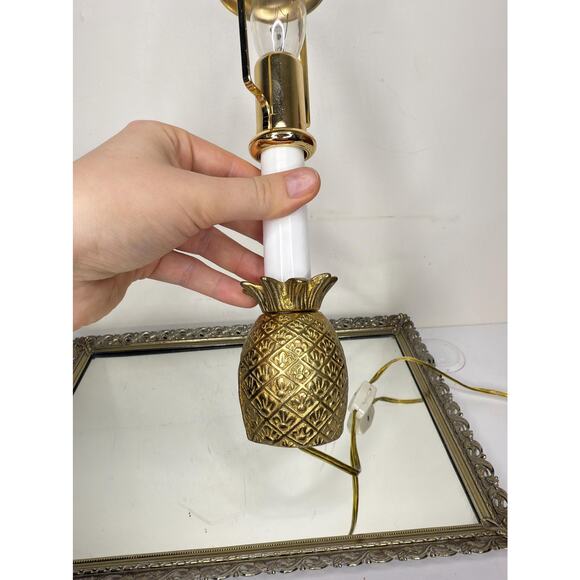 Vintage Hollywood Regency Mid-Century Brass Pineapple Table Top Lamp - Brass Pin - Picture 3 of 10